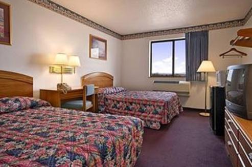 Super 8 By Wyndham Bedford Otel Dış mekan fotoğraf