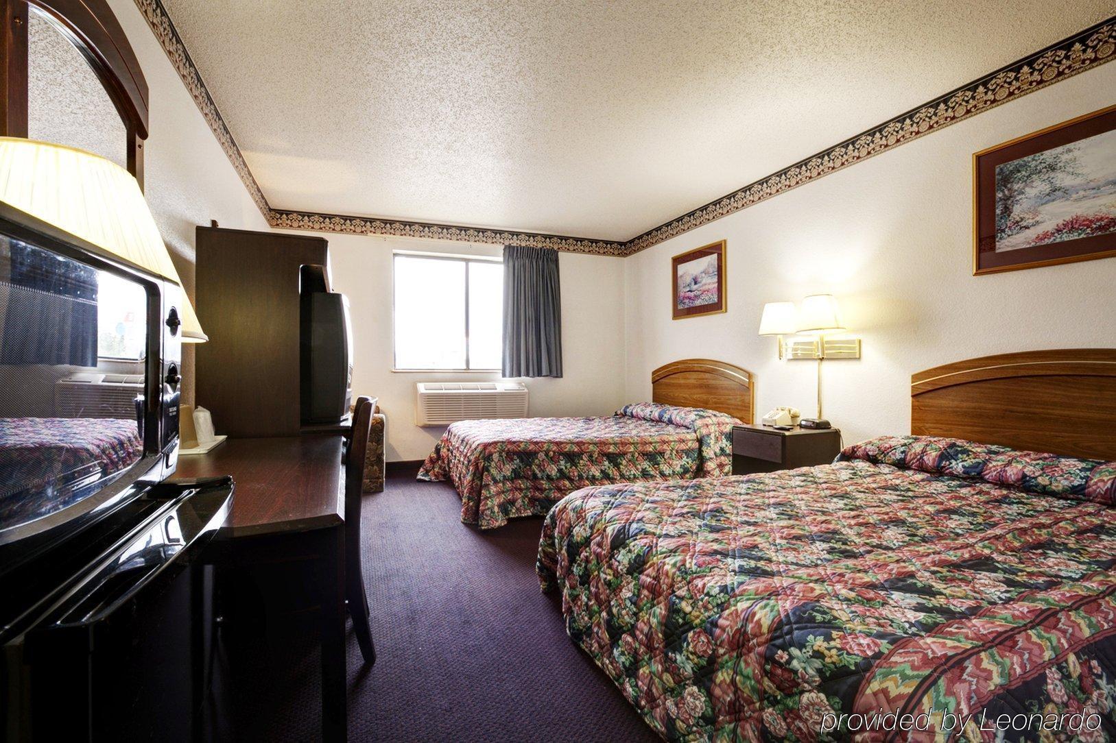 Super 8 By Wyndham Bedford Otel Oda fotoğraf
