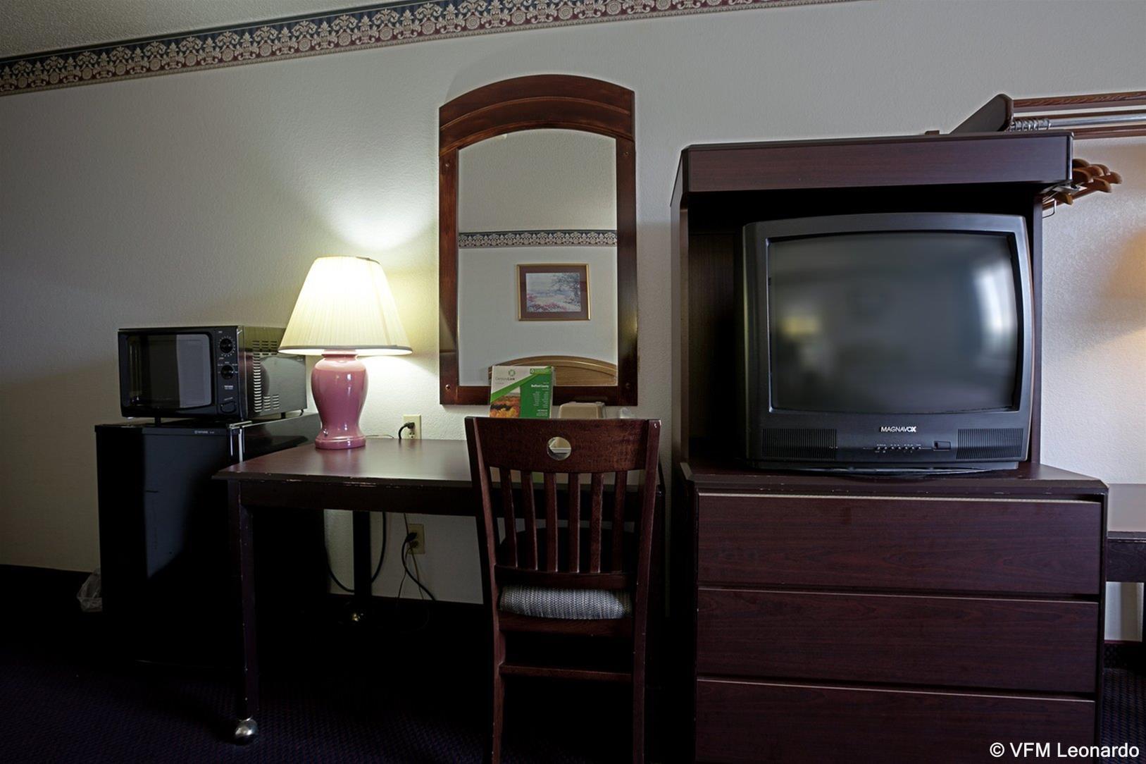 Super 8 By Wyndham Bedford Otel Oda fotoğraf